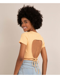 C&A blusa cropped canelada com amarração manga curta decote redondo bege