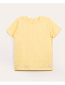 C&A camiseta infantil texturizada manga curta com bolso amarelo
