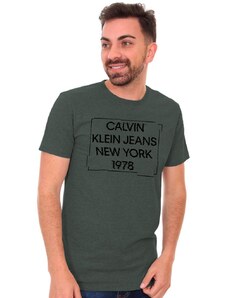 Camiseta Calvin Klein Jeans Masculina 1978 Glitch Verde Militar Mescla