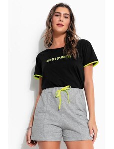 Moda Pop Blusa Preta com Estampa e Detalhe Neon