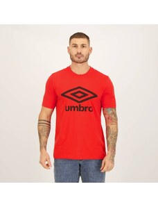 Camiseta Umbro Essential Logo Vermelha