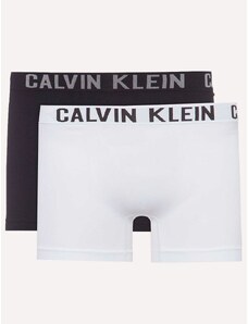 Cuecas Calvin Klein Trunk Seamless Logo Preta e Branca Pack 2UN