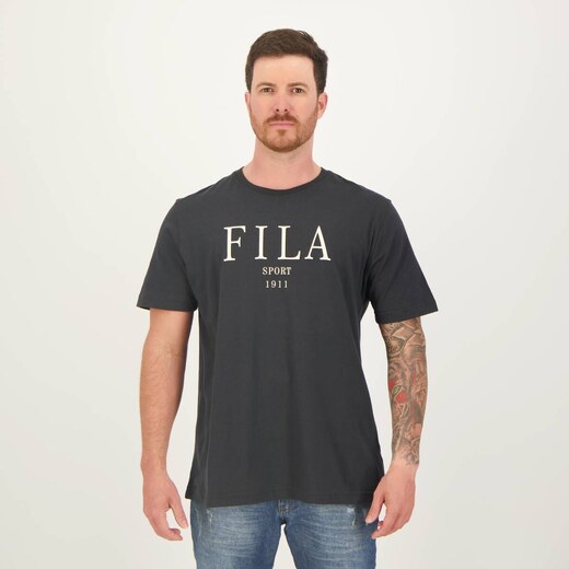 Camiseta Fila Letter Tape Outline Preta - FutFanatics