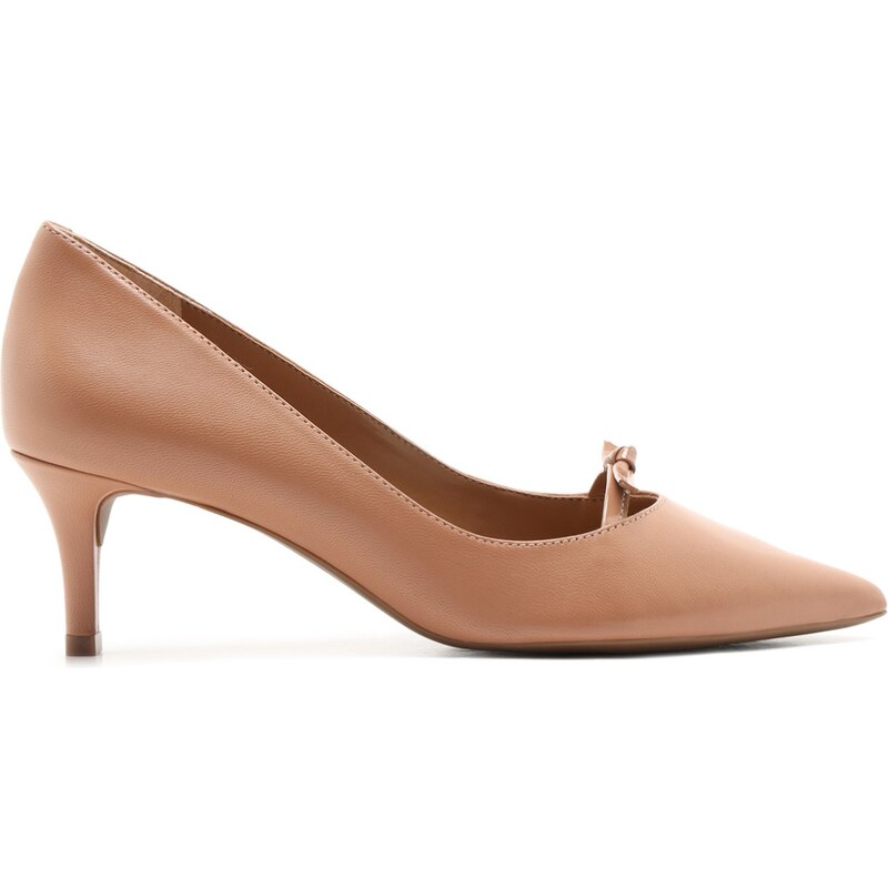 Scarpin Nude Couro Salto Fino Sem Fechamento Pale Nut Arezzo