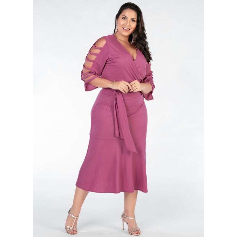 Mink Vestido Plus Size Rosa Mangas Vazadas 