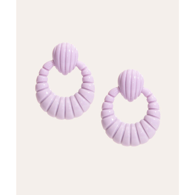 C&A brinco de argola texturizada lilás