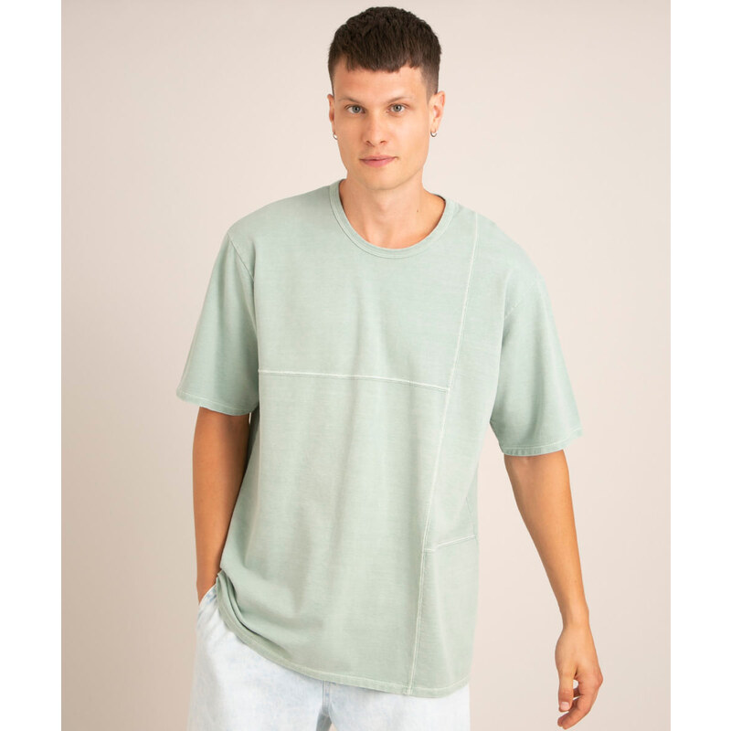 camiseta oversized de moletinho manga curta branca - Faz a Boa!