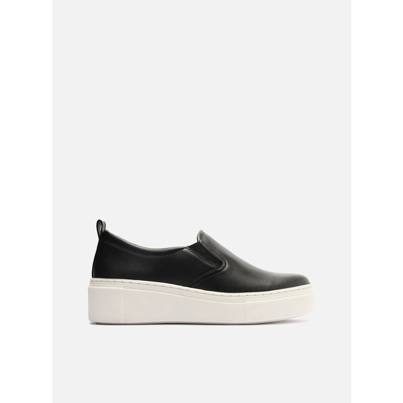 Slip On Preto Couro Flatform B sico Arezzo GLAMI .br