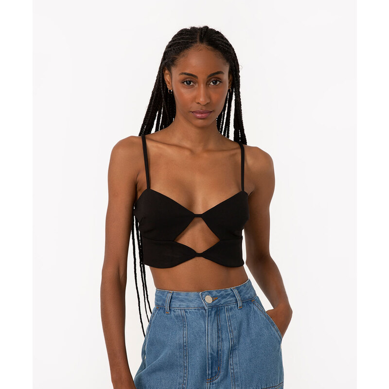 C&A top cropped com vazado alças finas preto 