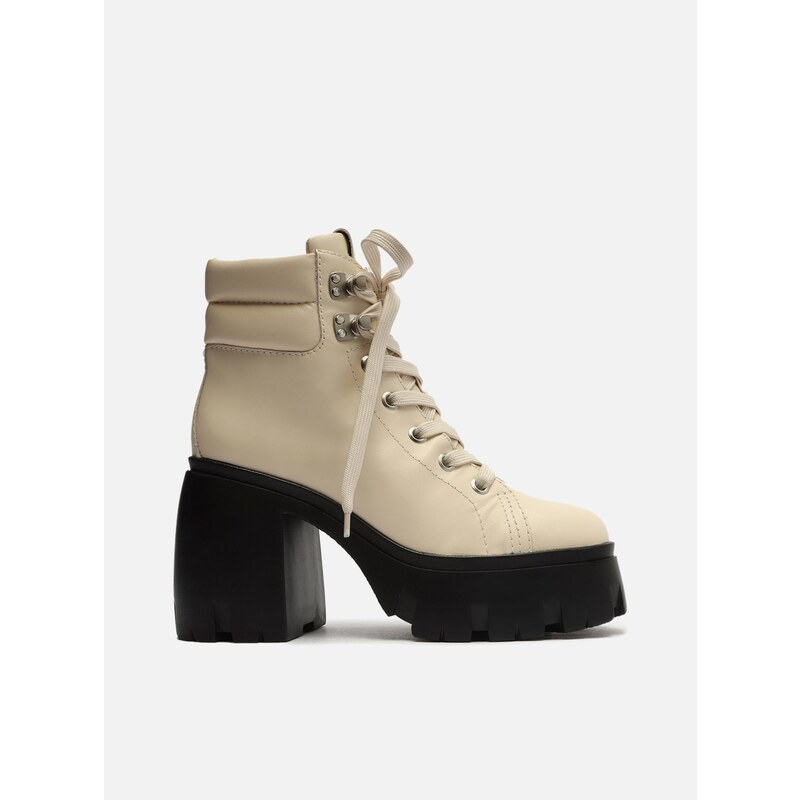 Bota Off White Couro Cano Curto Tratorada Harper Arezzo GLAMI