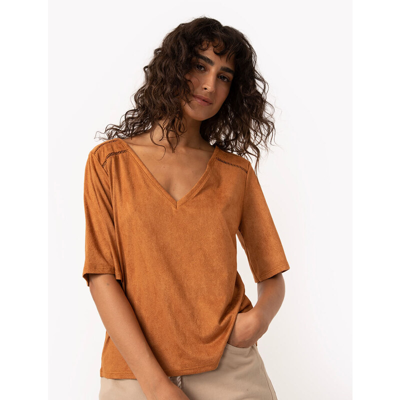 Blusa sales suede cea