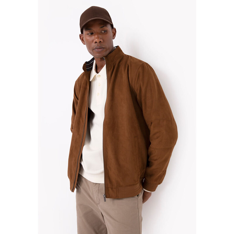 C&A jaqueta de suede com recortes e bolsos marrom claro