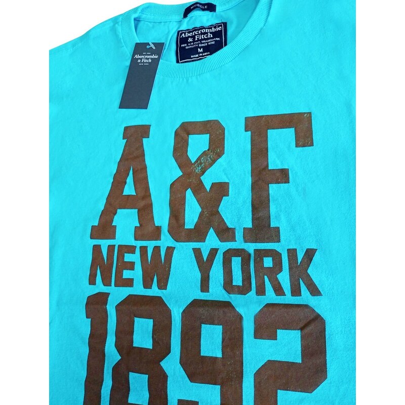 Camiseta Abercrombie Masculina Muscle A&F New York 1892 Azul Claro 