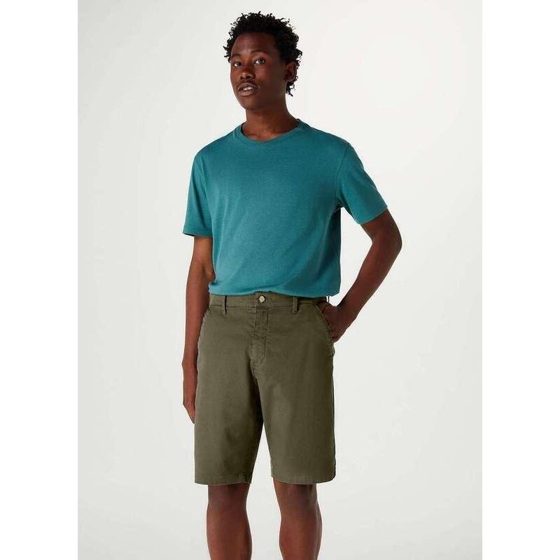 Hering Bermuda em Sarja Masculina Chino Verde 