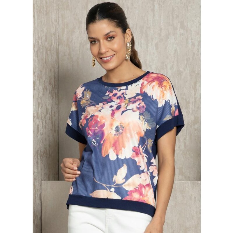 Quintess - Blusa em Camadas Mini Floral com Mangas Curtas - Faz a Boa!