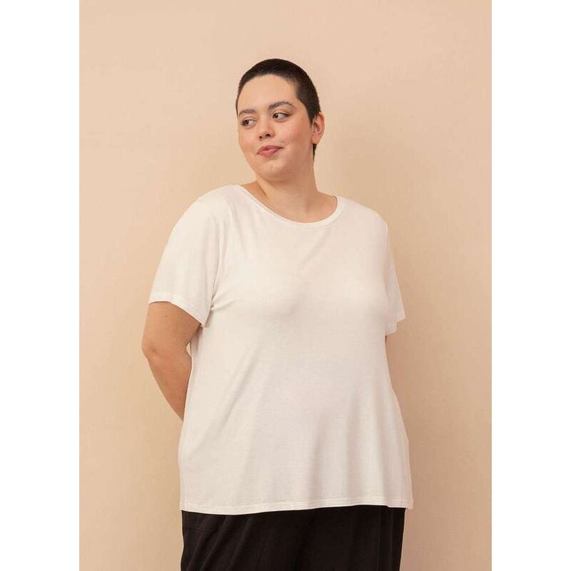 BLUSA BÁSICA FEMININA PLUS SIZE DECOTE REDONDO EM MEIA MALHA