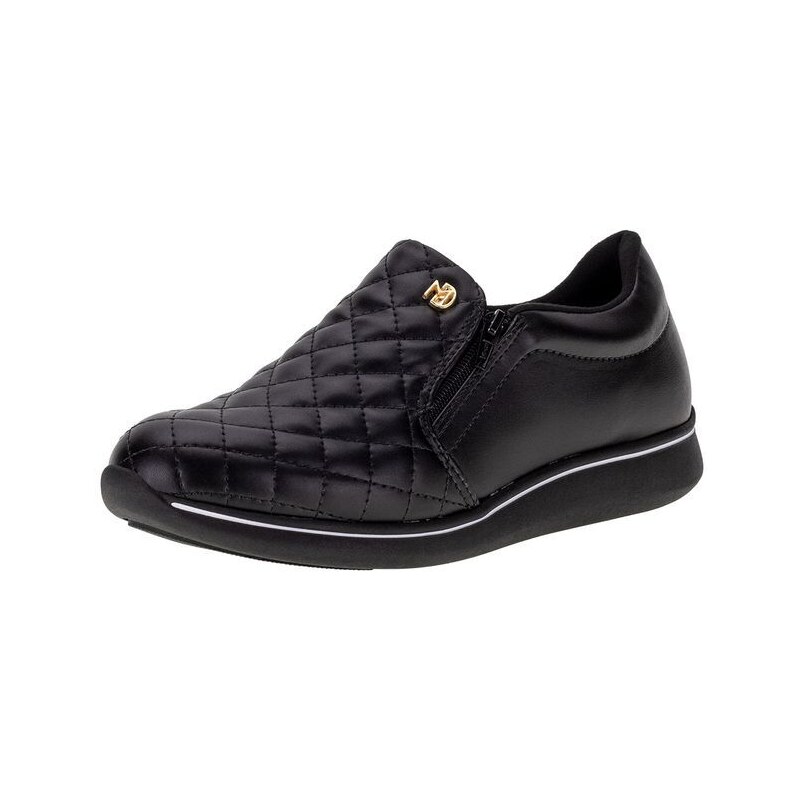 Calçados femininos pretos, anabela da loja Clovis.com.br - GLAMI